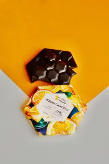 Медовий чорний шоколад із апельсином-harvy.market