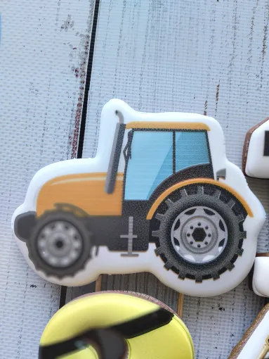 Набір пряників "Трактор, екскаватор і кран"  - 1