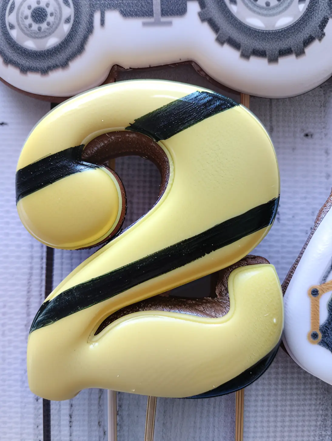 Набір пряників "Трактор, екскаватор і кран"  - 4