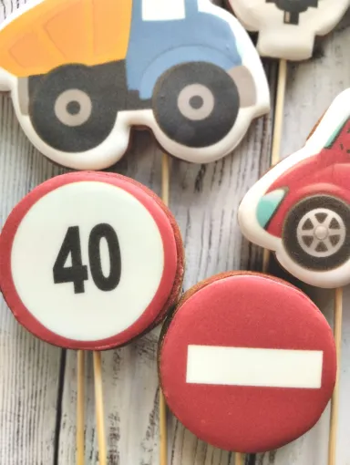 Набір пряників «Машинки та дорожні знаки» - 3